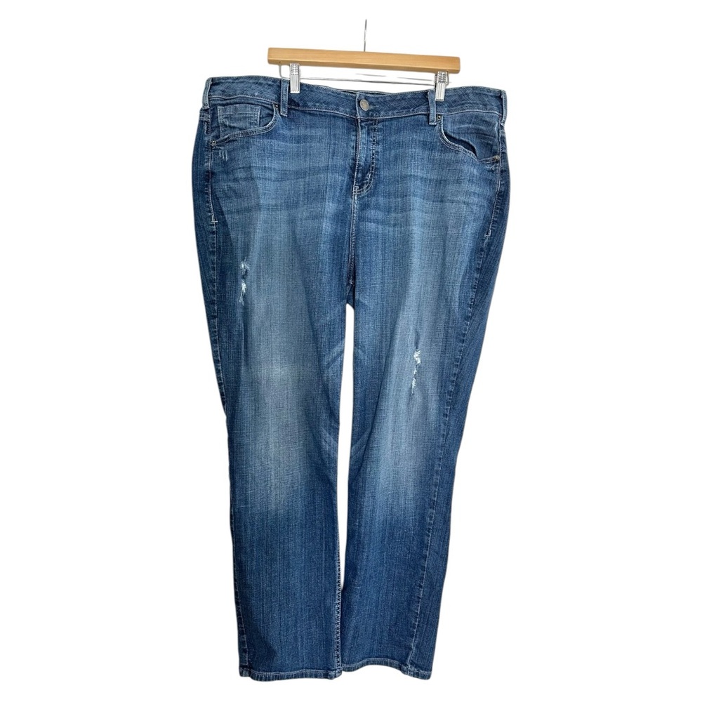 Lane Bryant Straight Leg Light Distressed Jeans Medium Wash Zip Fly Size 24